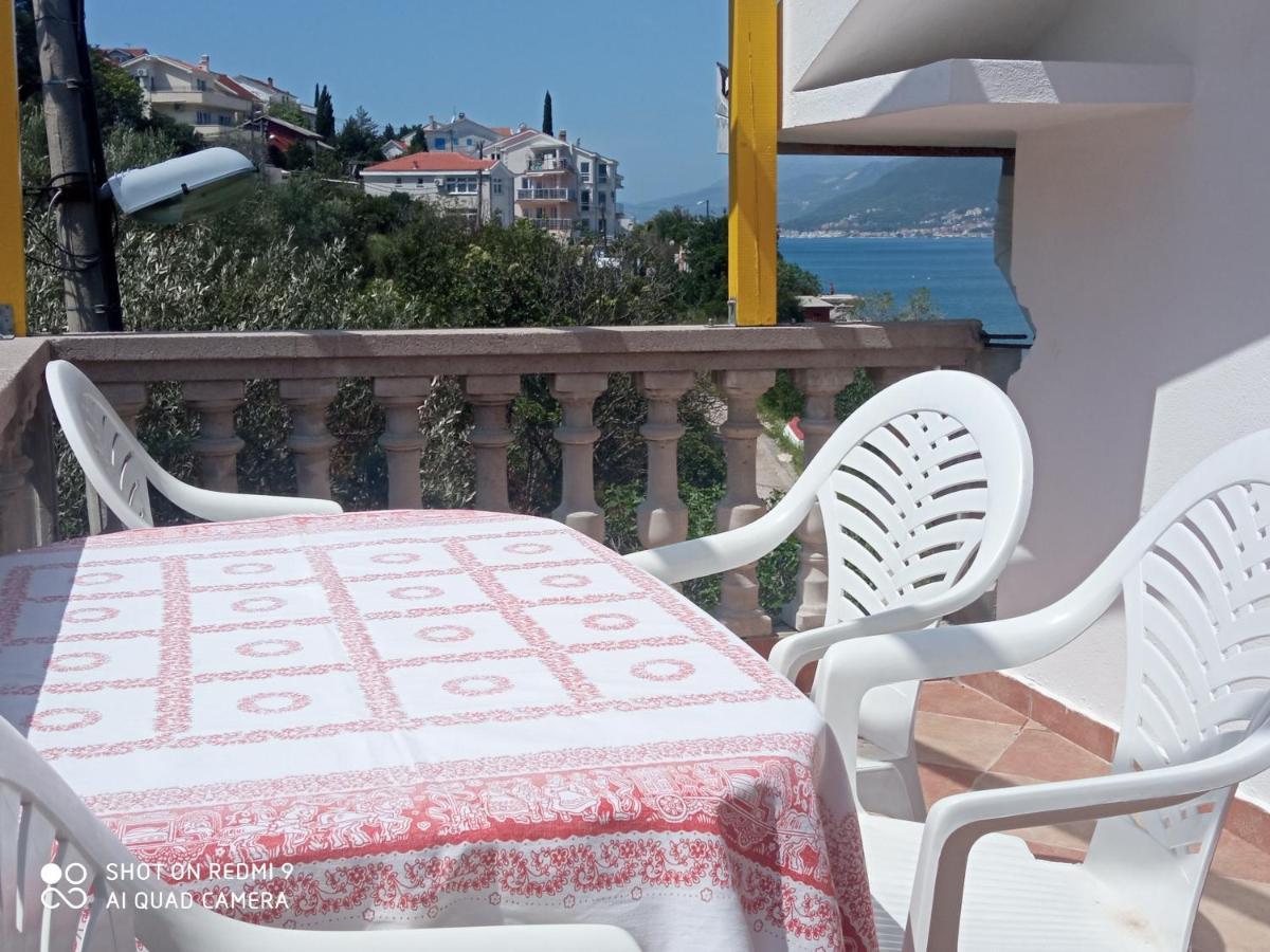 Apartments Petrovic Tivat Luaran gambar
