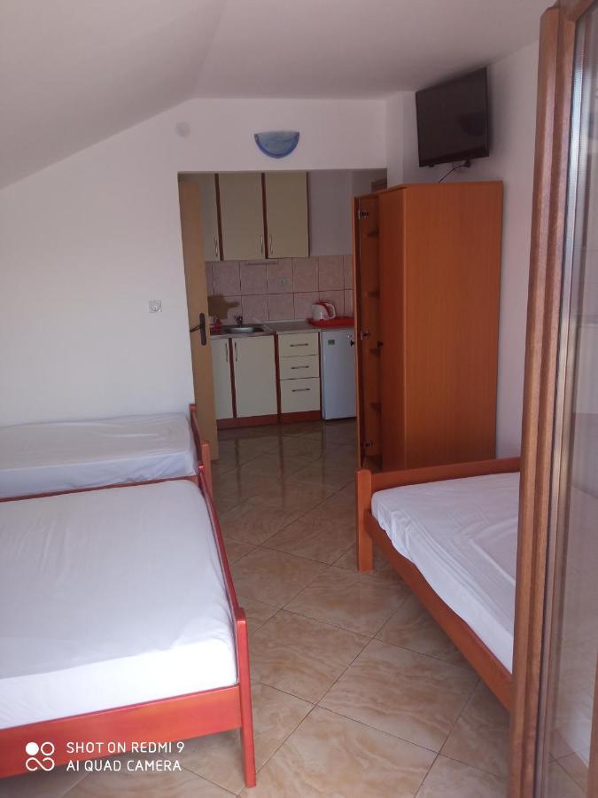 Apartments Petrovic Tivat Luaran gambar