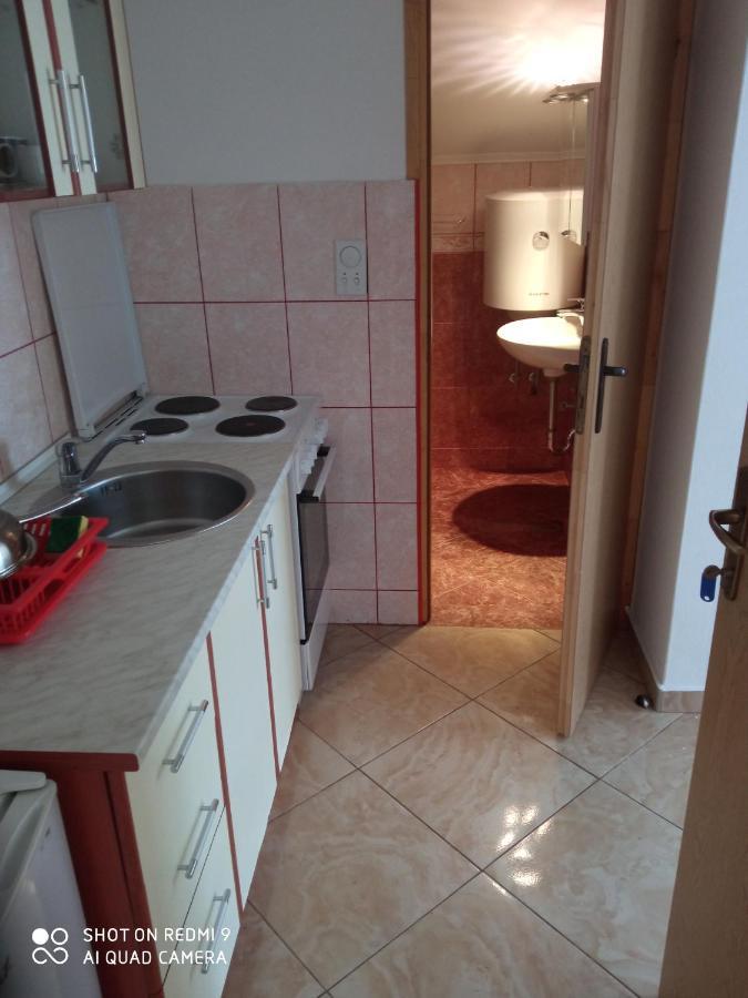 Apartments Petrovic Tivat Luaran gambar