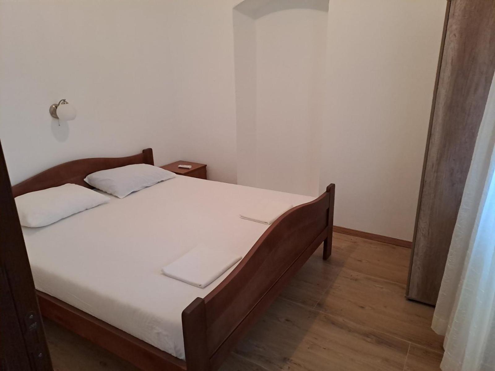 Apartments Petrovic Tivat Luaran gambar