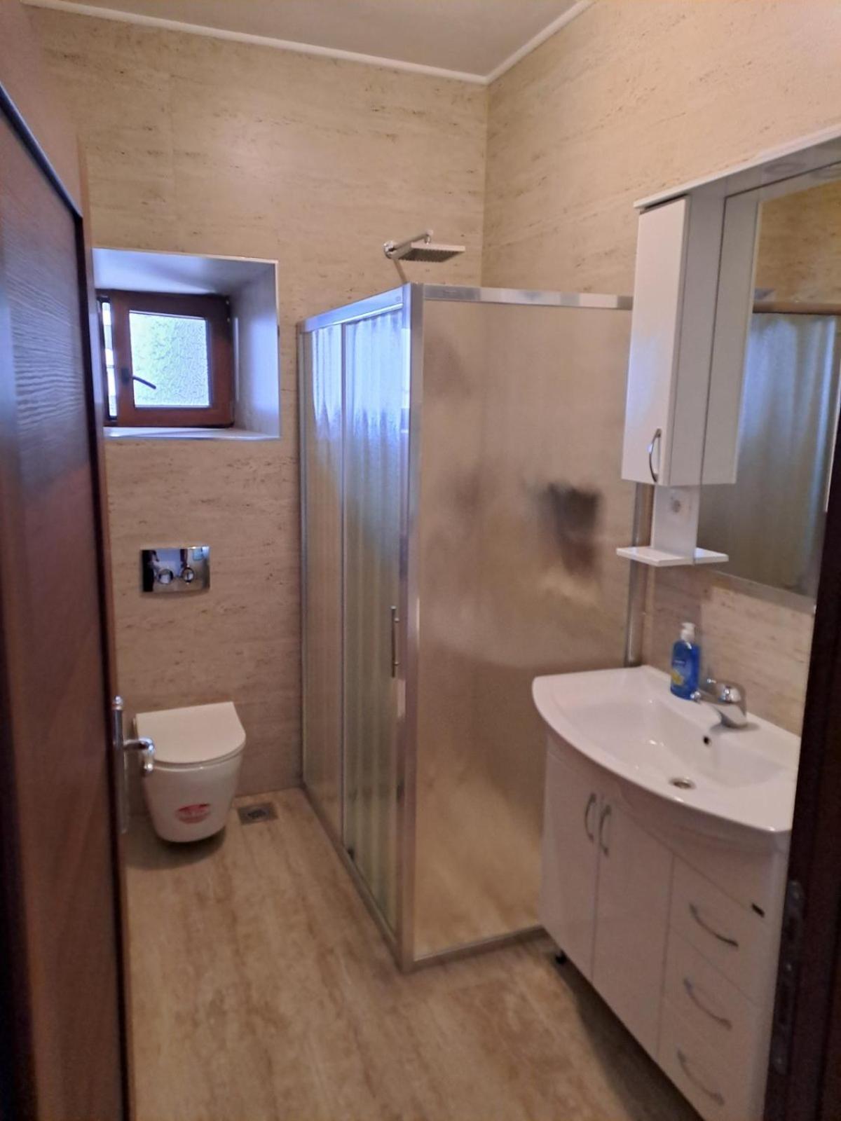 Apartments Petrovic Tivat Luaran gambar